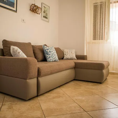 Saphire With Sea View Apartment