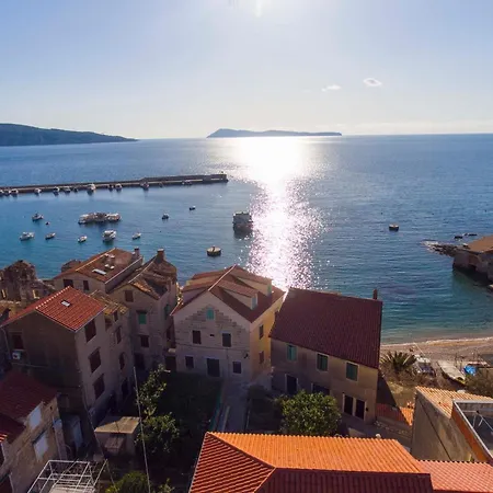 Saphire With Sea View Komiza